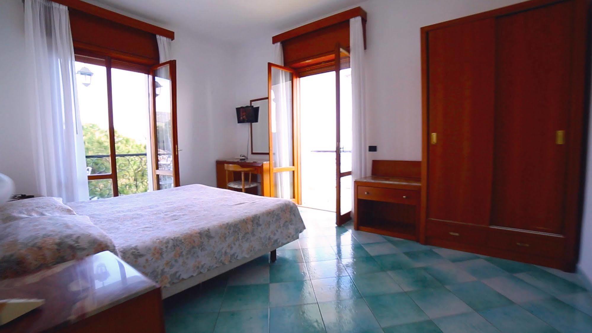 Grand Hotel Ischia Lido Buitenkant foto